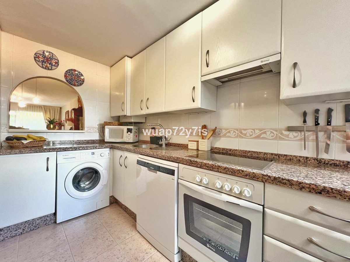 3 Bed Apartment for sale in Guadalmina Alta Costa Del Sol, Málaga, Spain