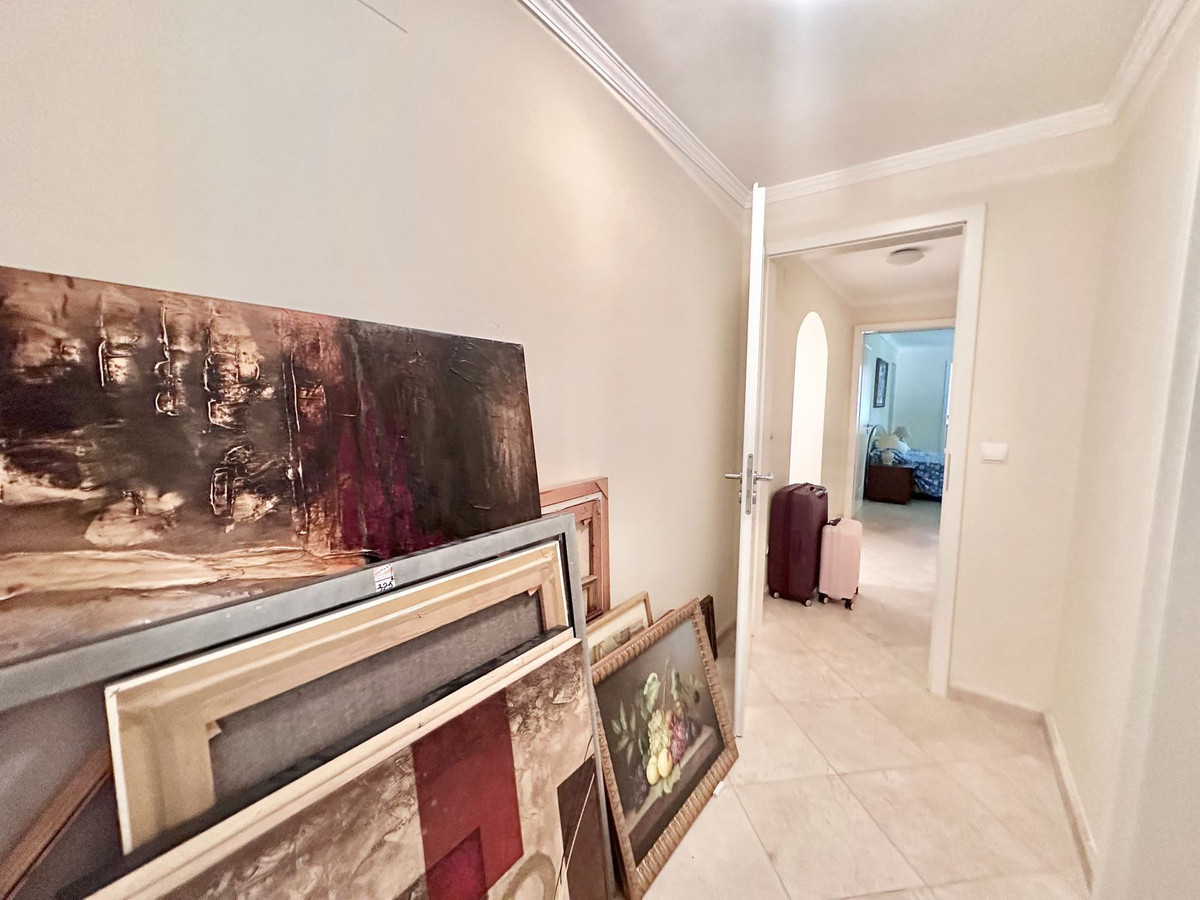 6 Bed Townhouse for sale in El Rosario Costa Del Sol, Málaga, Spain