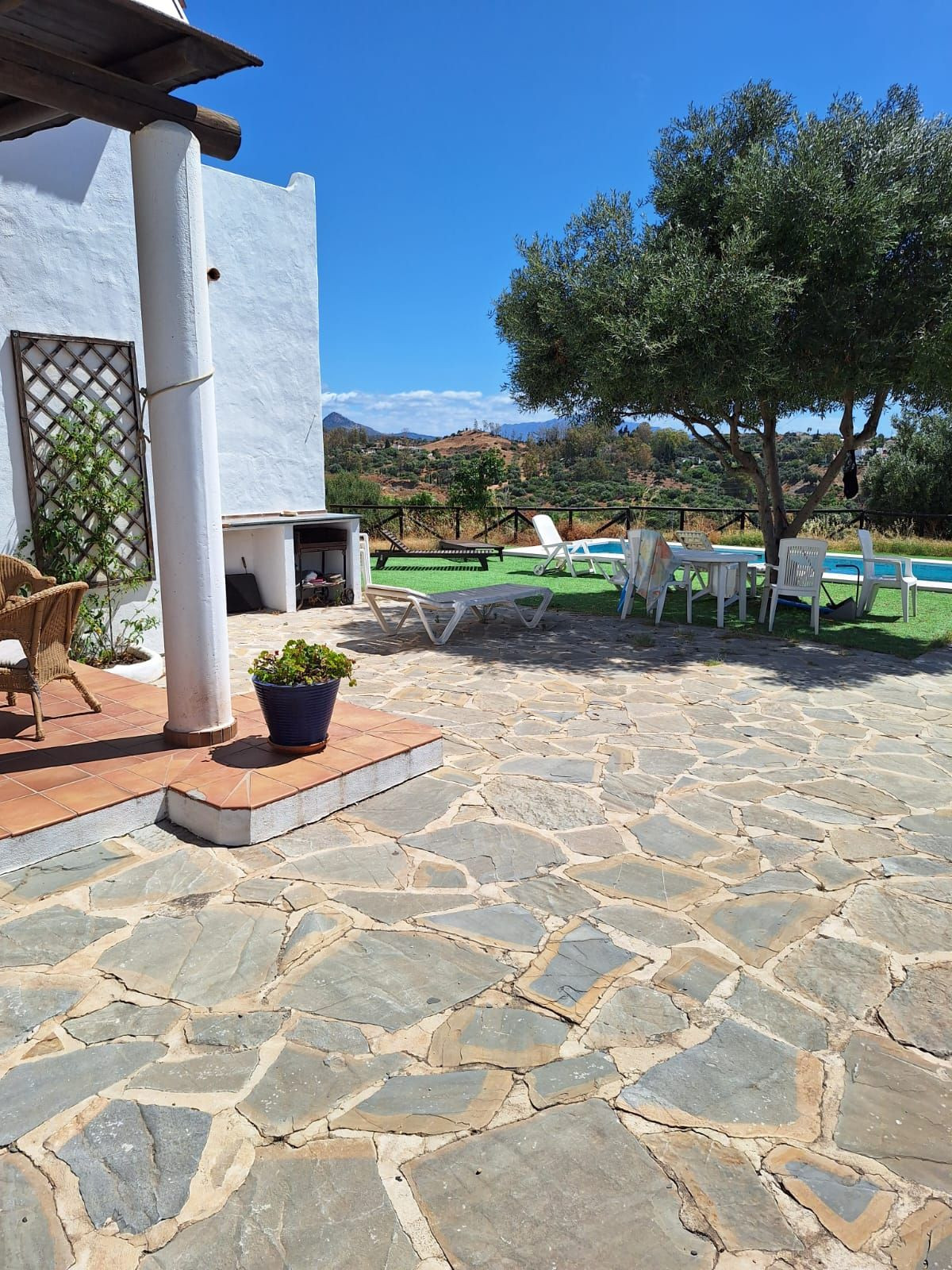 4 Bed Townhouse for sale in Estepona Costa Del Sol, Málaga, Spain