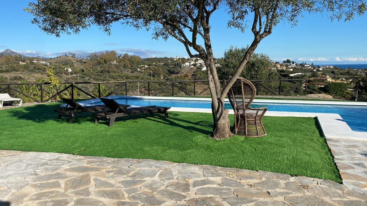4 Bed Townhouse for sale in Estepona Costa Del Sol, Málaga, Spain