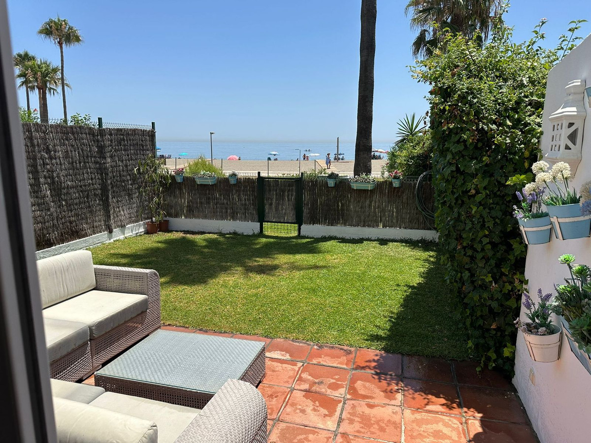 1 Bed Apartment for sale in Casares Playa Costa Del Sol, Málaga, Spain