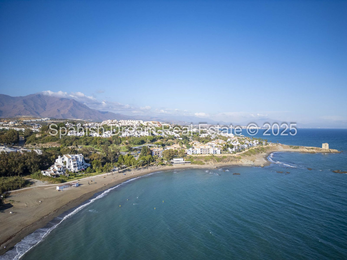 1 Bed Apartment for sale in Casares Playa Costa Del Sol, Málaga, Spain