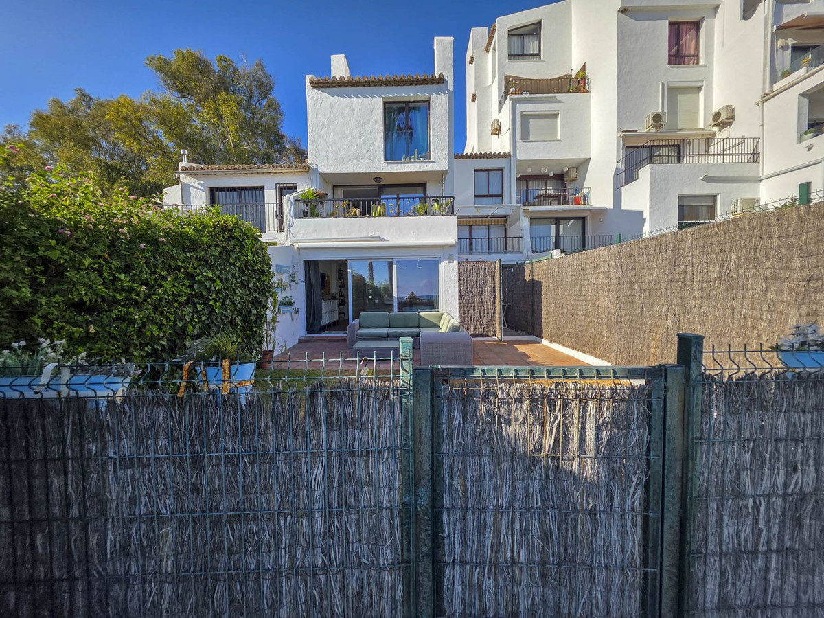 1 Bed Apartment for sale in Casares Playa Costa Del Sol, Málaga, Spain