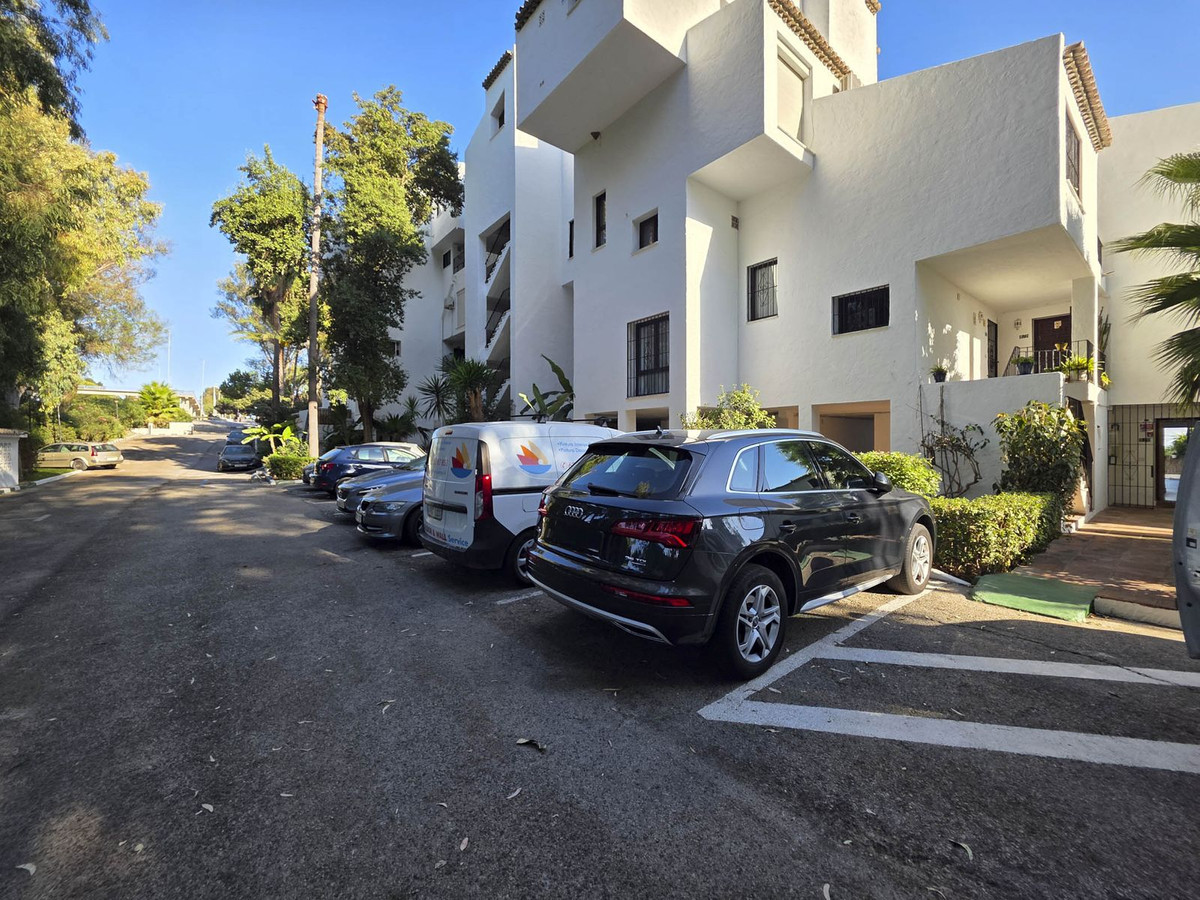 1 Bed Apartment for sale in Casares Playa Costa Del Sol, Málaga, Spain