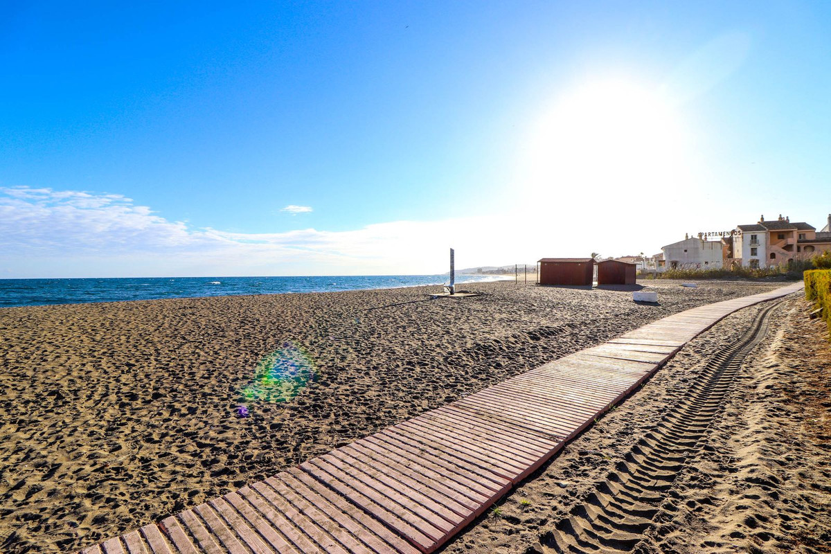 1 Bed Apartment for sale in Casares Playa Costa Del Sol, Málaga, Spain