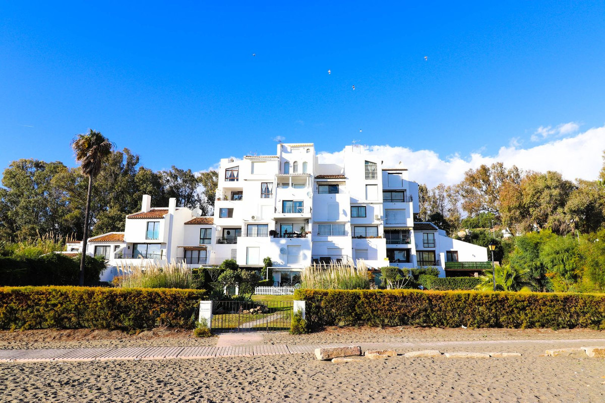 1 Bed Apartment for sale in Casares Playa Costa Del Sol, Málaga, Spain