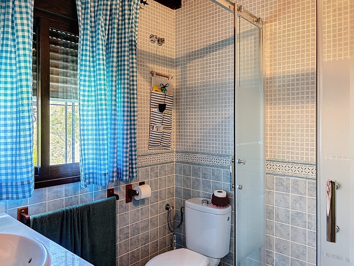 Se vende Finca - Cortijo de 1 dormitorios en Costa Del Sol East, Málaga, España