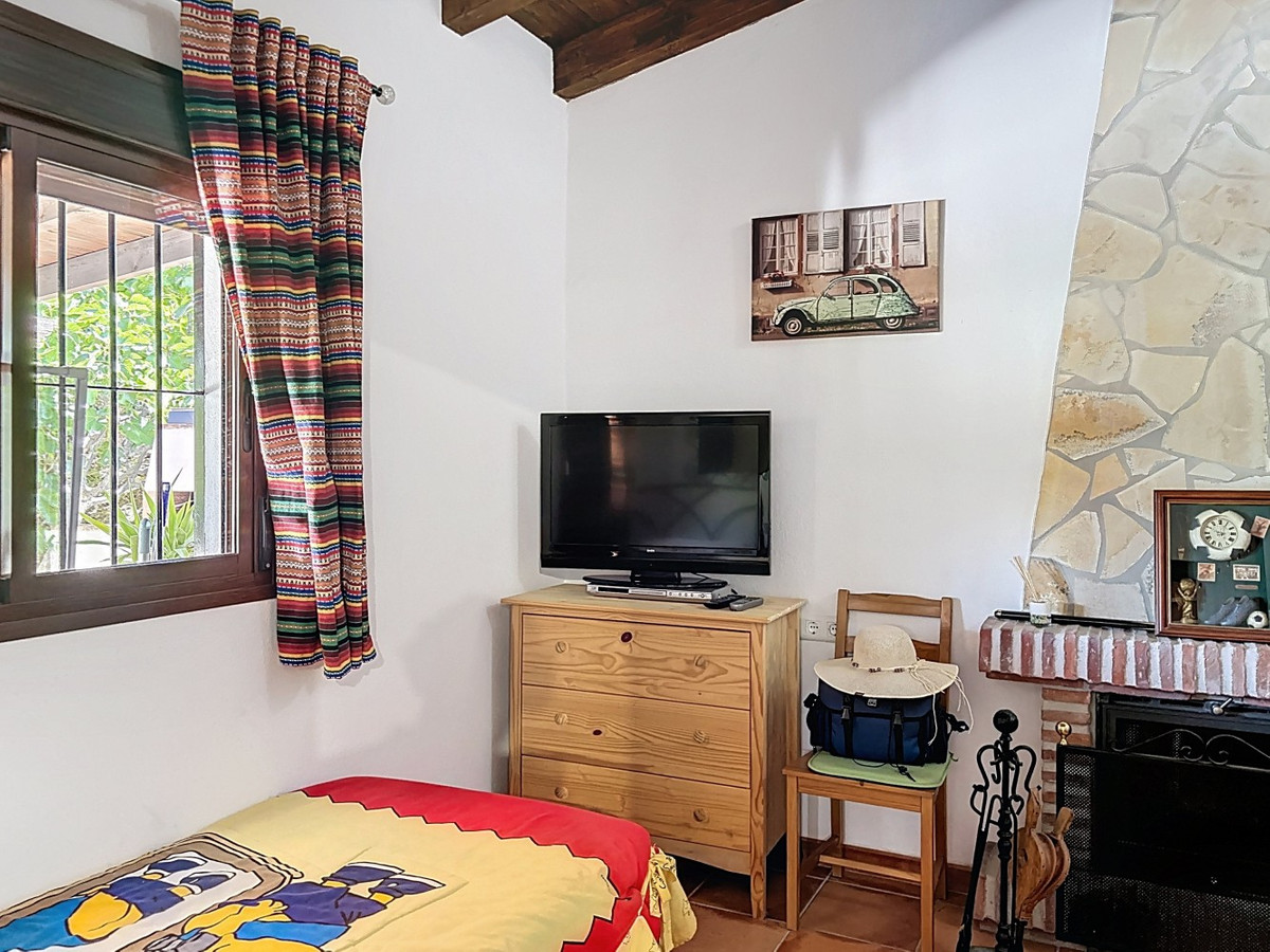 Se vende Finca - Cortijo de 1 dormitorios en Costa Del Sol East, Málaga, España