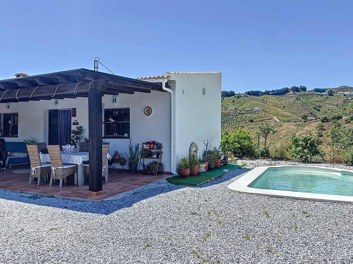 Se vende Finca - Cortijo de 1 dormitorios en Costa Del Sol East, Málaga, España