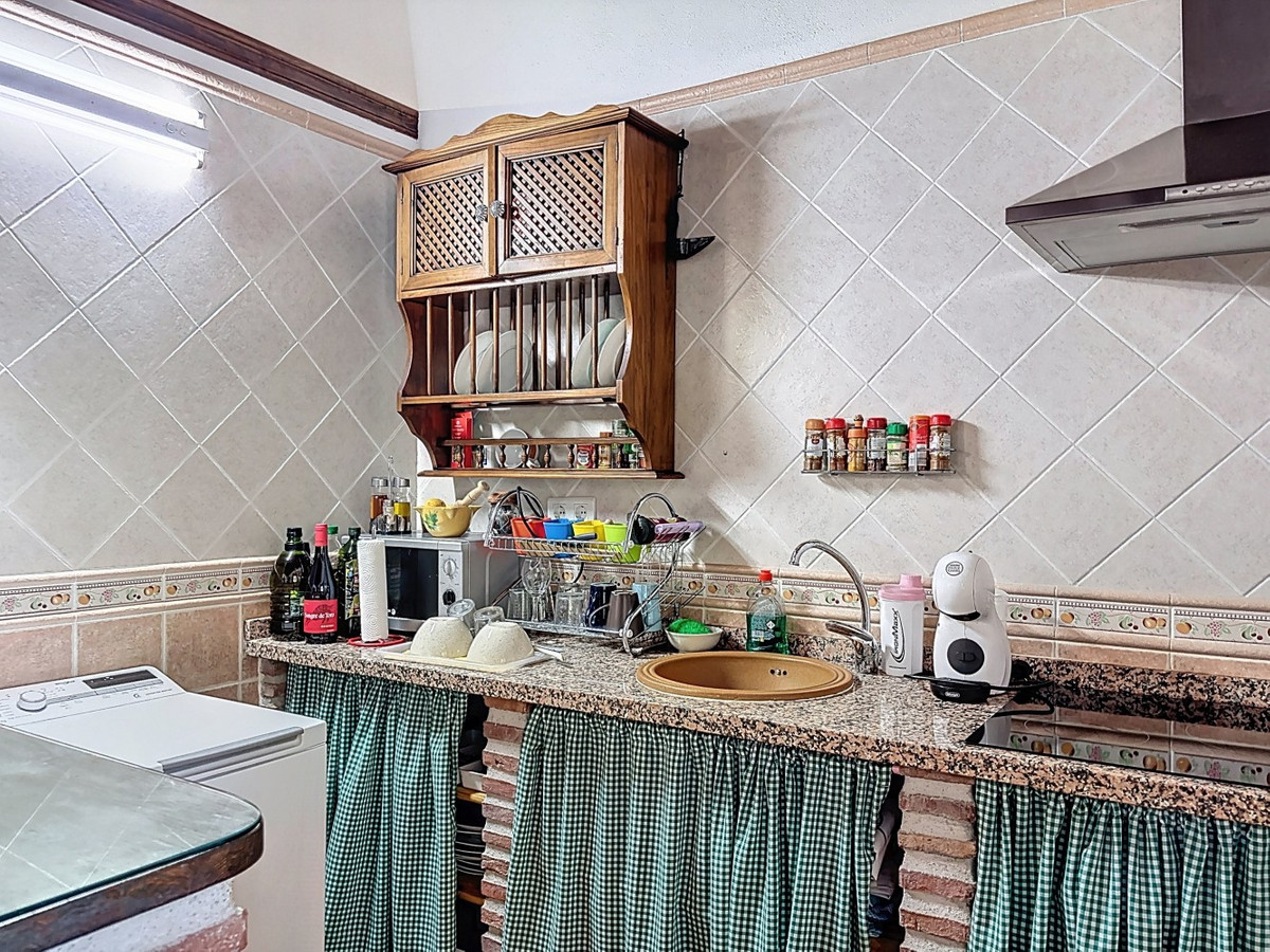 Se vende Finca - Cortijo de 1 dormitorios en Costa Del Sol East, Málaga, España