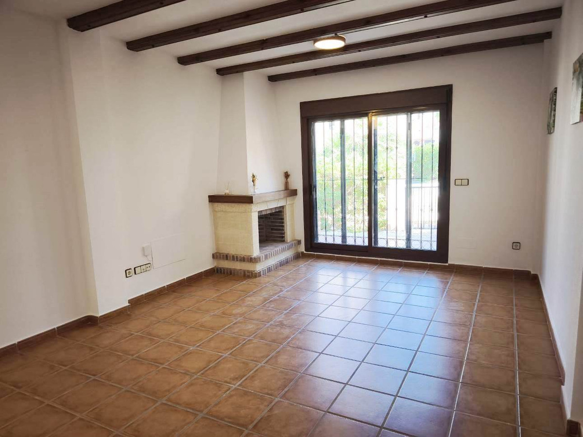 3 Bed Townhouse for sale in Algorfa Costa Blanca, Alicante, Spain