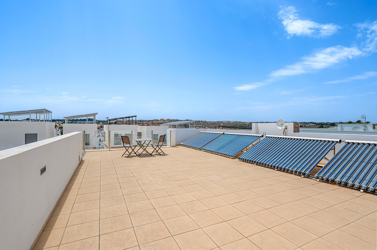 Se vende Villa - Chalet de 3 dormitorios en Costa Blanca, Alicante, España