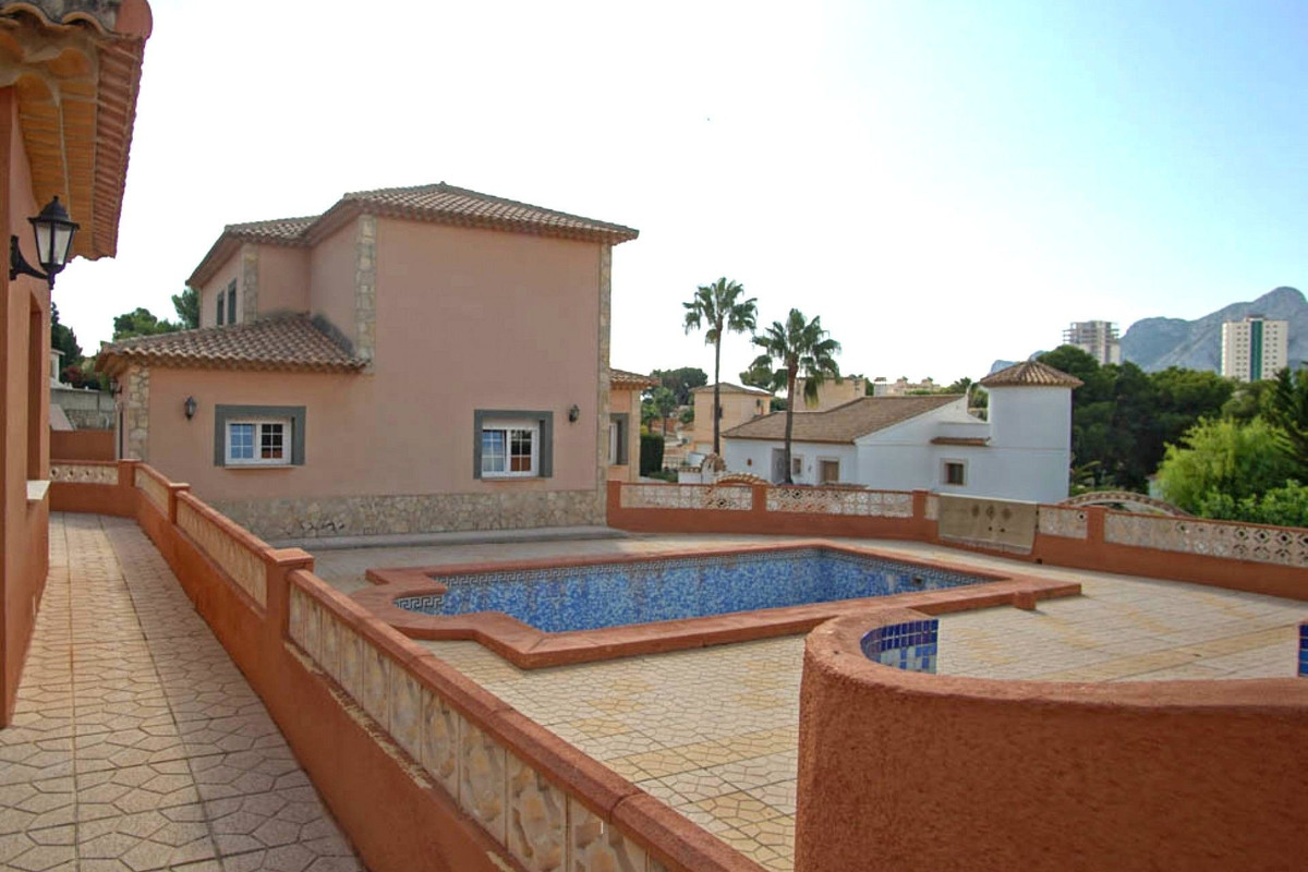 Se vende Villa - Chalet de 5 dormitorios en Costa Blanca, Alicante, España