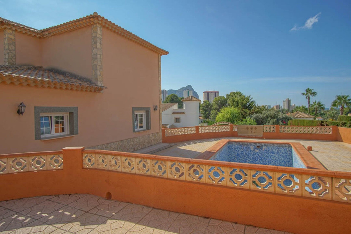 Se vende Villa - Chalet de 5 dormitorios en Costa Blanca, Alicante, España