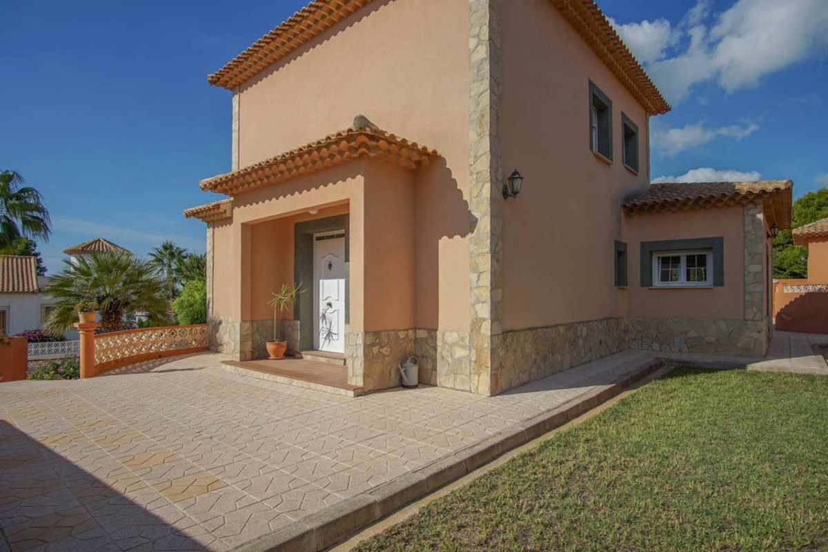Se vende Villa - Chalet de 5 dormitorios en Costa Blanca, Alicante, España