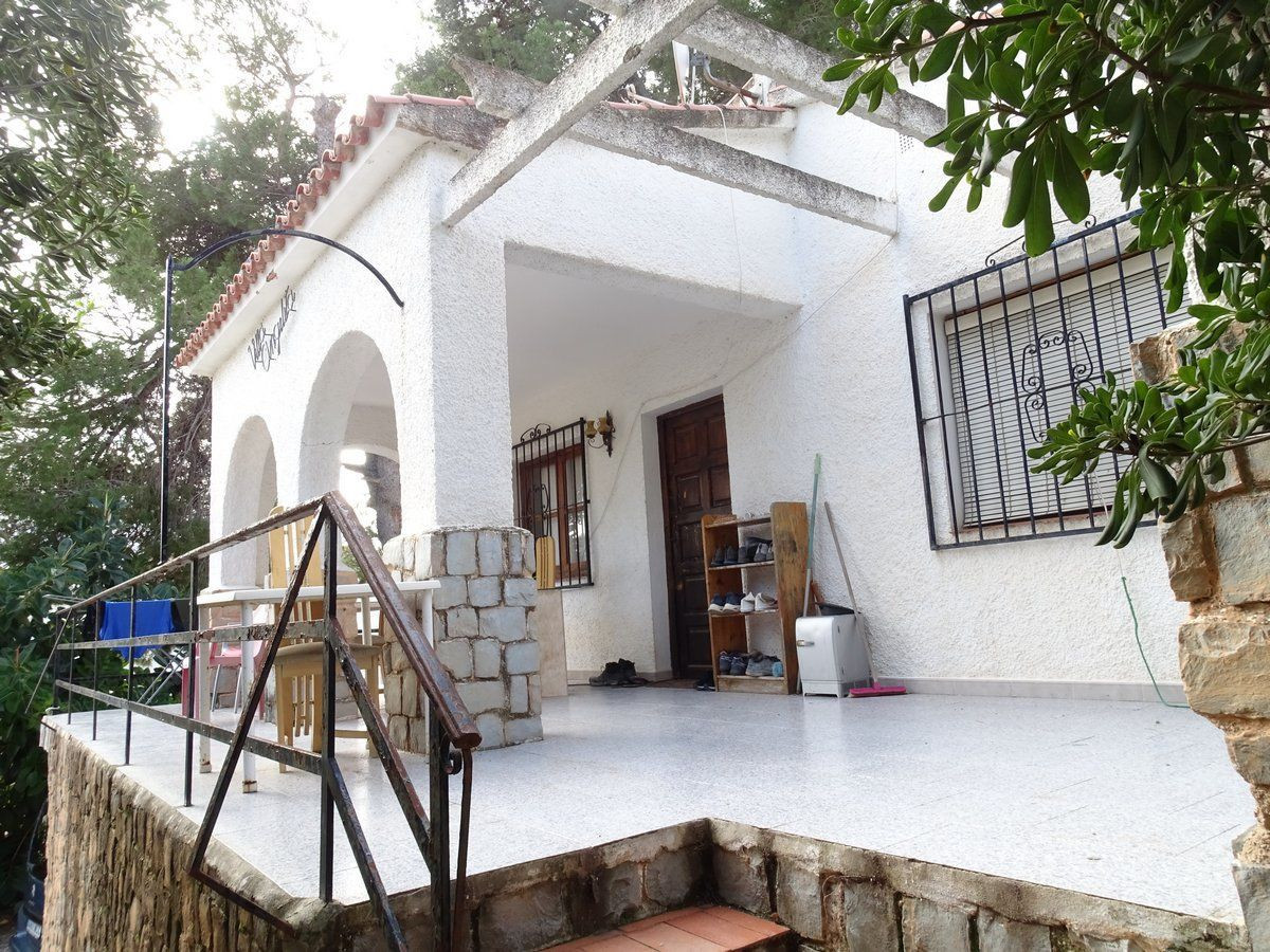 Se vende Villa - Chalet de 3 dormitorios en Costa Blanca, Alicante, España