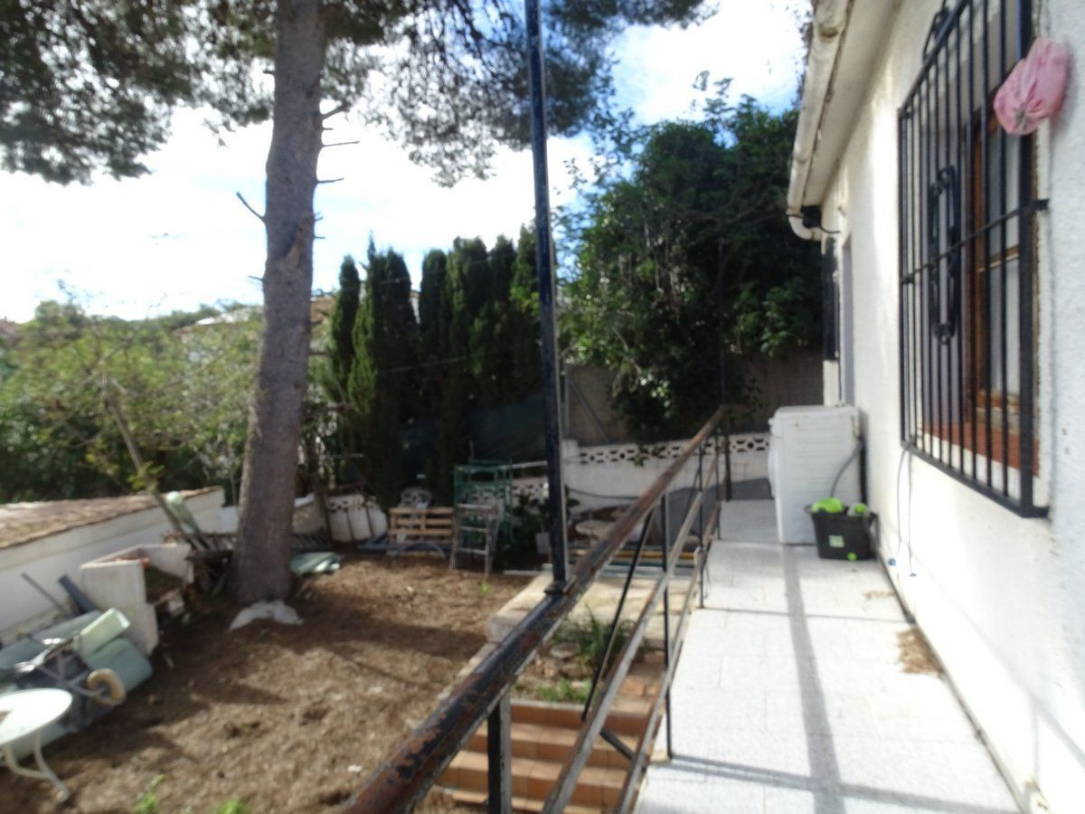 Se vende Villa - Chalet de 3 dormitorios en Costa Blanca, Alicante, España