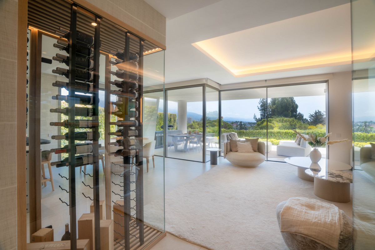 Se vende Villa - Chalet de 4 dormitorios en Costa Del Sol, Málaga, España