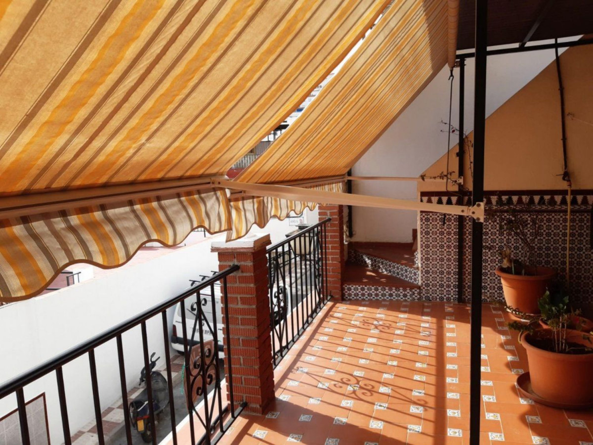Se vende Villa - Chalet de 3 dormitorios en Costa Del Sol, Málaga, España