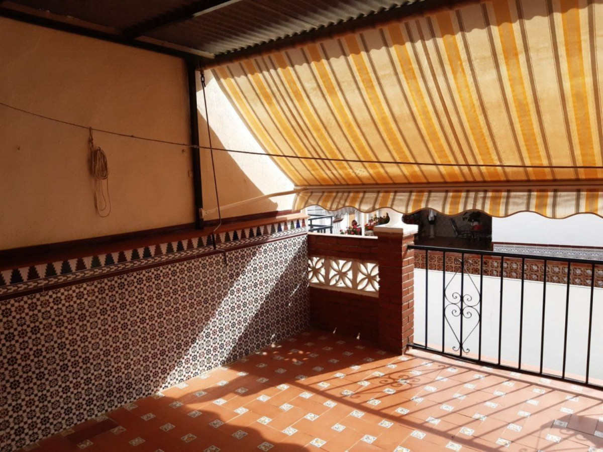 Se vende Villa - Chalet de 3 dormitorios en Costa Del Sol, Málaga, España