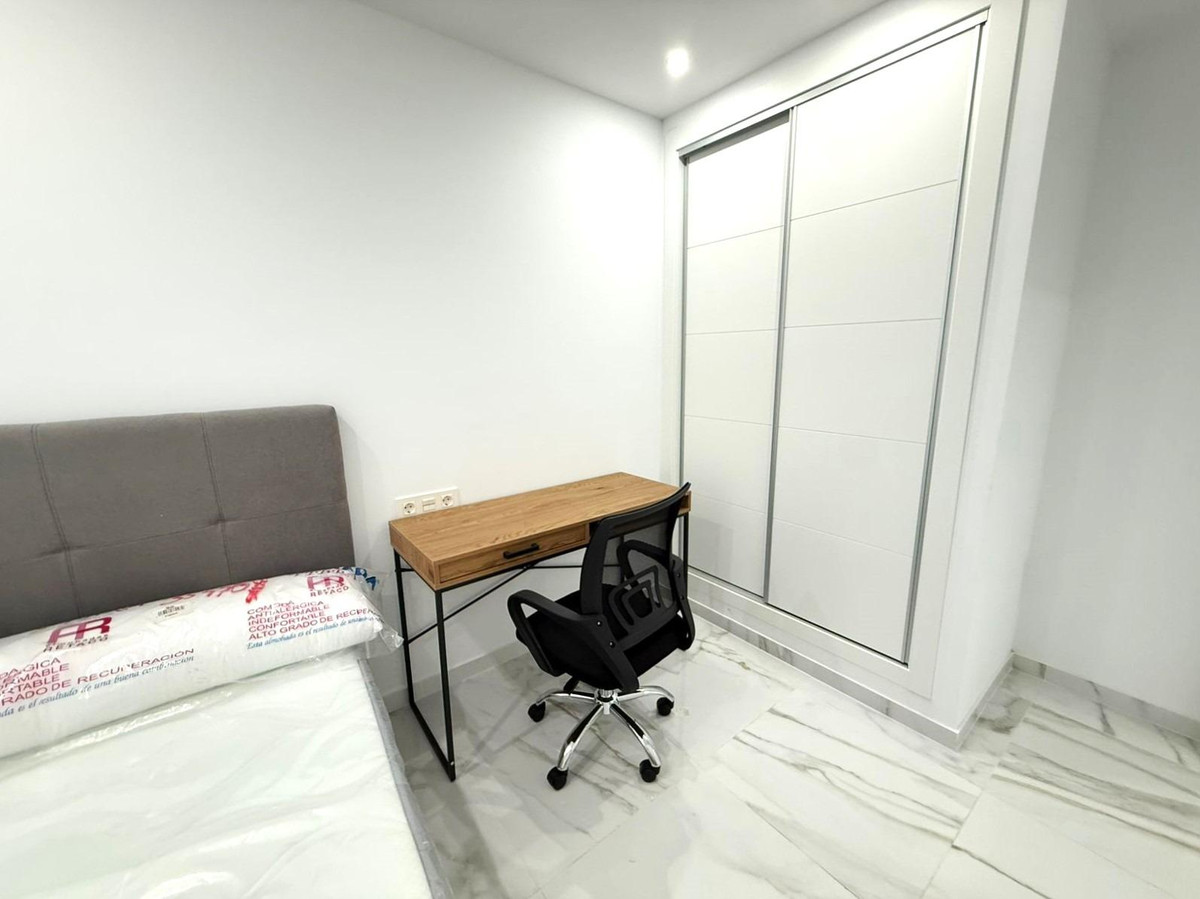 2 Bed Apartment for sale in Parque De Las Naciones Costa Blanca, Alicante, Spain