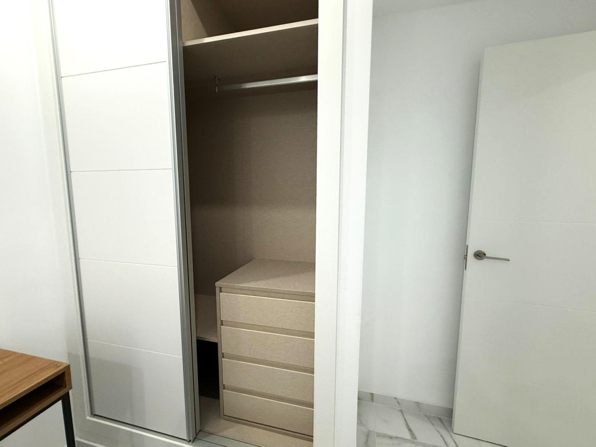 2 Bed Apartment for sale in Parque De Las Naciones Costa Blanca, Alicante, Spain