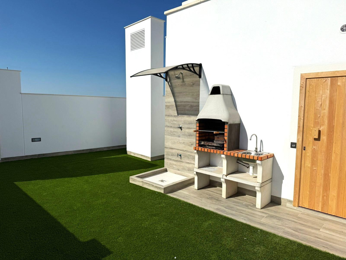 2 Bed Apartment for sale in Parque De Las Naciones Costa Blanca, Alicante, Spain