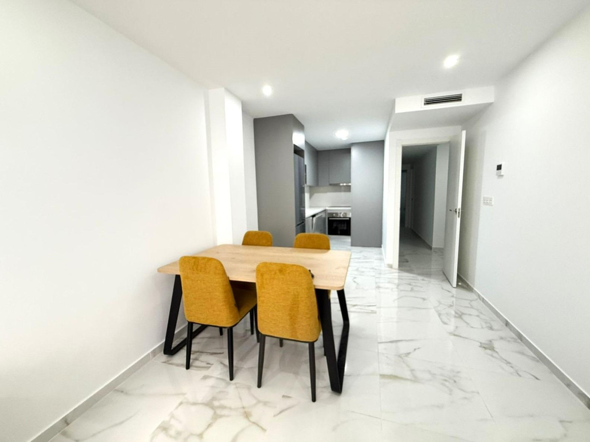 2 Bed Apartment for sale in Parque De Las Naciones Costa Blanca, Alicante, Spain