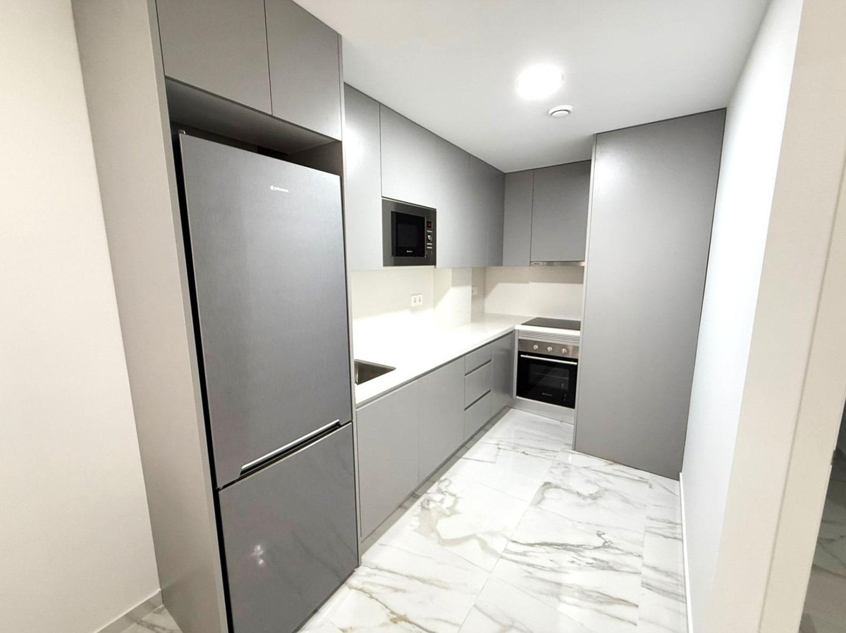 2 Bed Apartment for sale in Parque De Las Naciones Costa Blanca, Alicante, Spain
