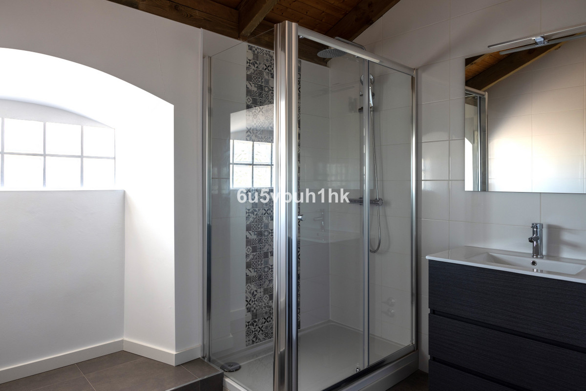 7 Bed Townhouse for sale in Antequera Costa Del Sol, Málaga, Spain