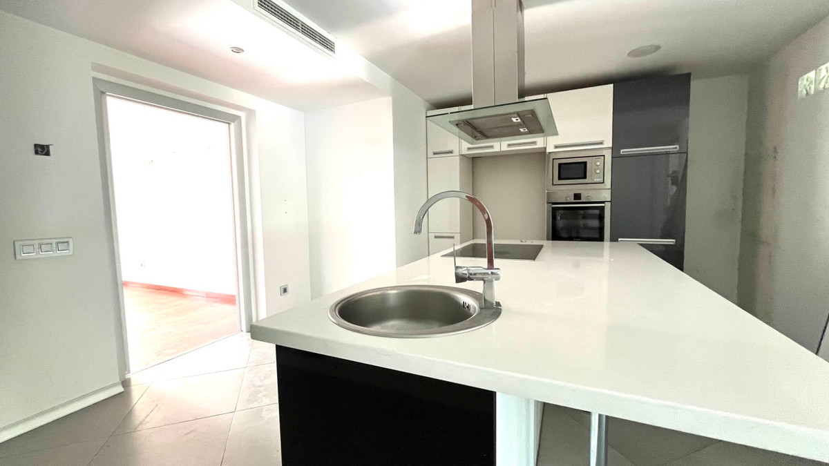 4 Bed Townhouse for sale in La Nucia Costa Blanca, Alicante, Spain