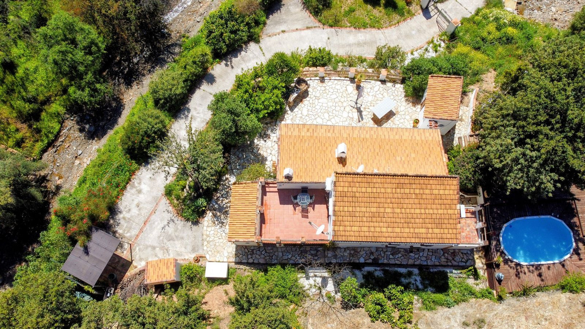 Se vende Finca - Cortijo de 3 dormitorios en Costa Del Sol, Málaga, España