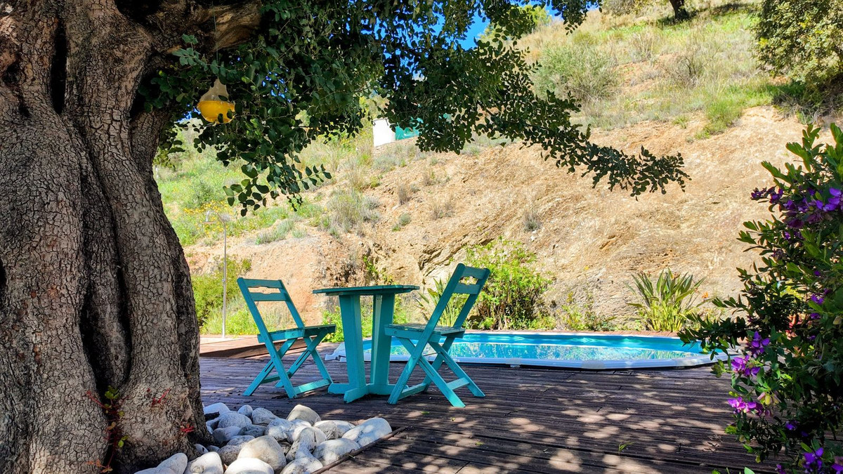 Se vende Finca - Cortijo de 3 dormitorios en Costa Del Sol, Málaga, España