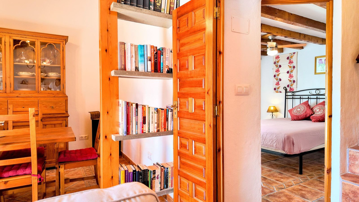 Se vende Finca - Cortijo de 3 dormitorios en Costa Del Sol, Málaga, España