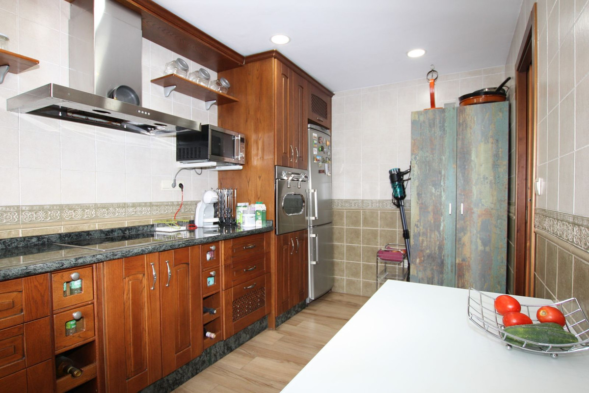 3 Bed Townhouse for sale in Marbella Costa Del Sol, Málaga, Spain