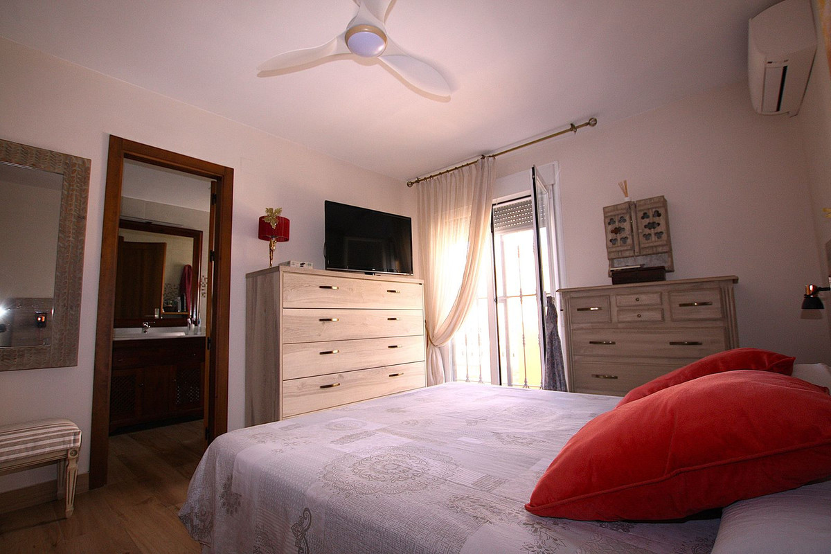 3 Bed Townhouse for sale in Marbella Costa Del Sol, Málaga, Spain