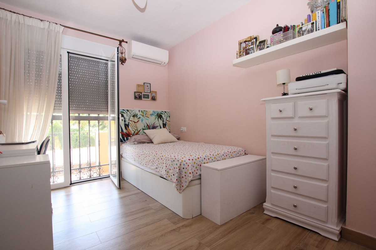 3 Bed Townhouse for sale in Marbella Costa Del Sol, Málaga, Spain