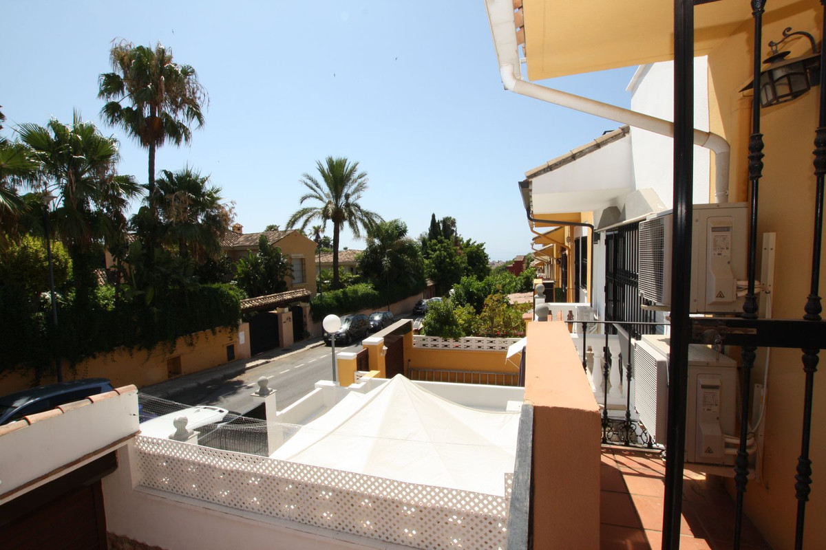 3 Bed Townhouse for sale in Marbella Costa Del Sol, Málaga, Spain
