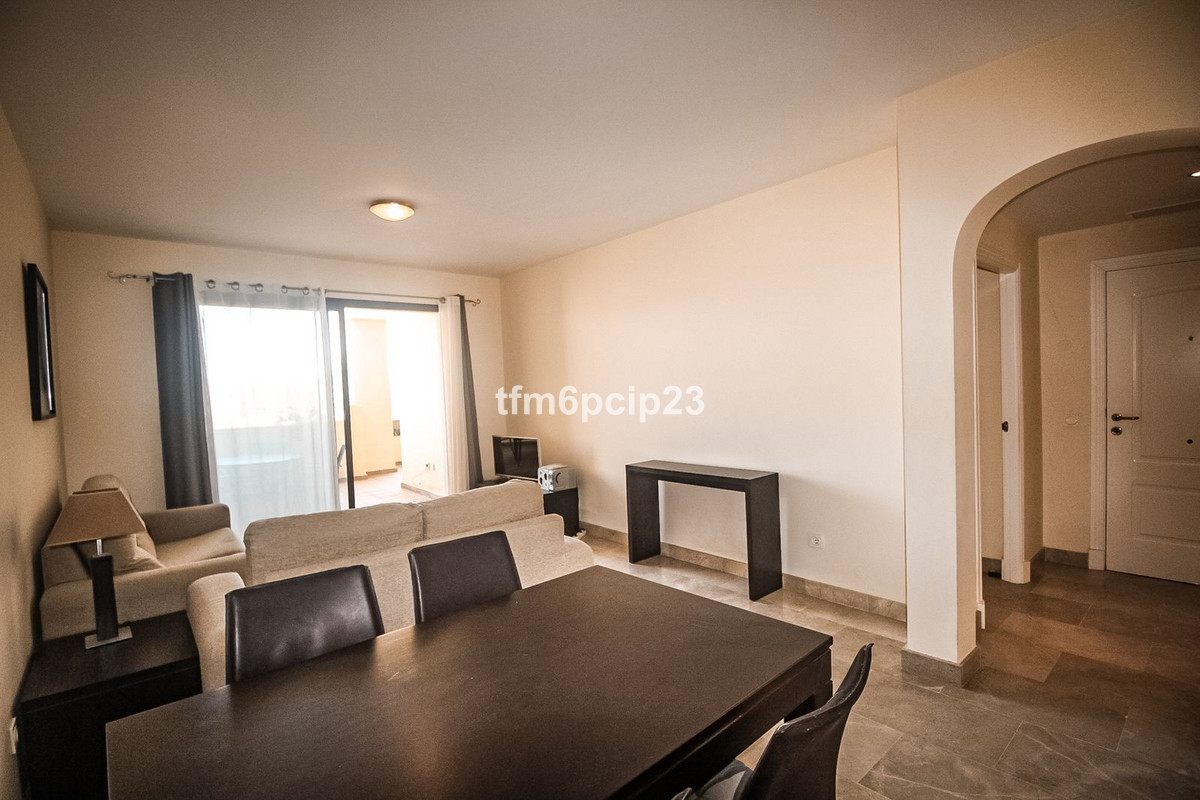 Se vende Apartamento Planta Media de 2 dormitorios en Costa Del Sol, Málaga, España
