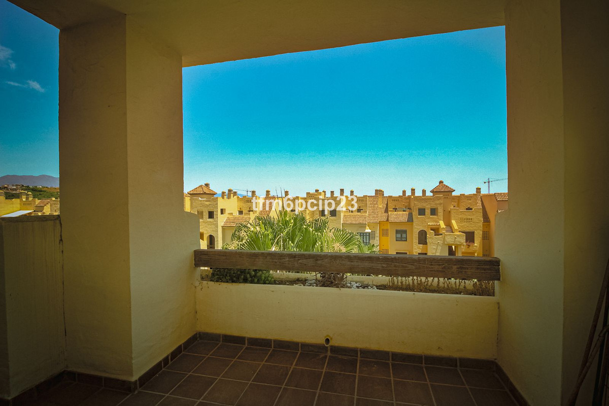 Se vende Apartamento Planta Media de 2 dormitorios en Costa Del Sol, Málaga, España