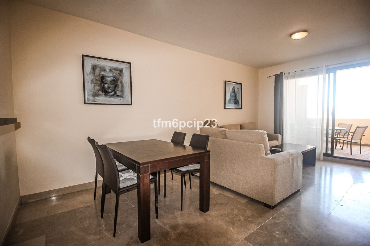 Se vende Apartamento Planta Media de 2 dormitorios en Costa Del Sol, Málaga, España