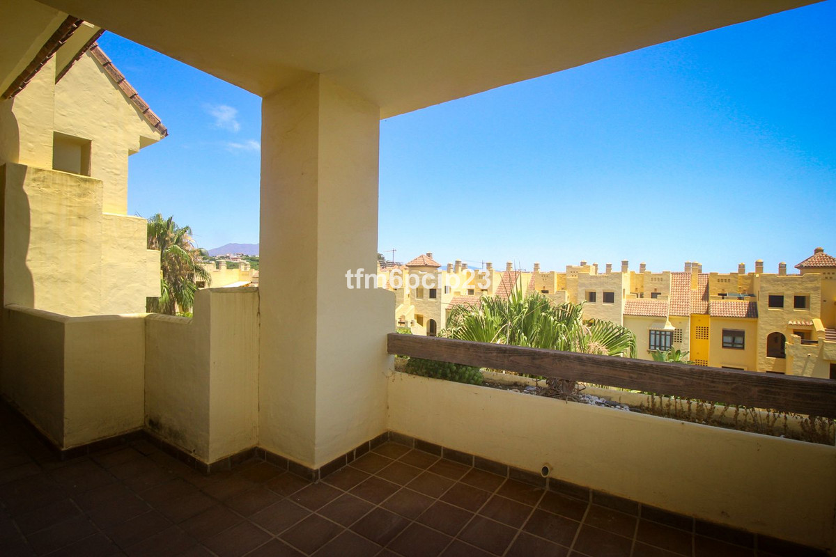 Se vende Apartamento Planta Media de 2 dormitorios en Costa Del Sol, Málaga, España