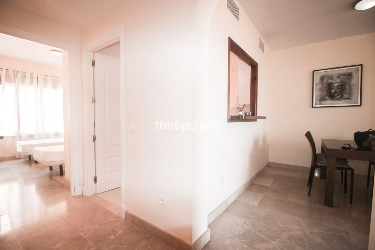 Se vende Apartamento Planta Media de 2 dormitorios en Costa Del Sol, Málaga, España