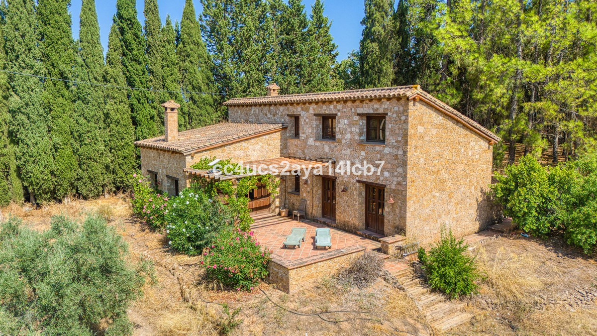 Se vende Villa - Chalet de 6 dormitorios en Costa Del Sol, Málaga, España