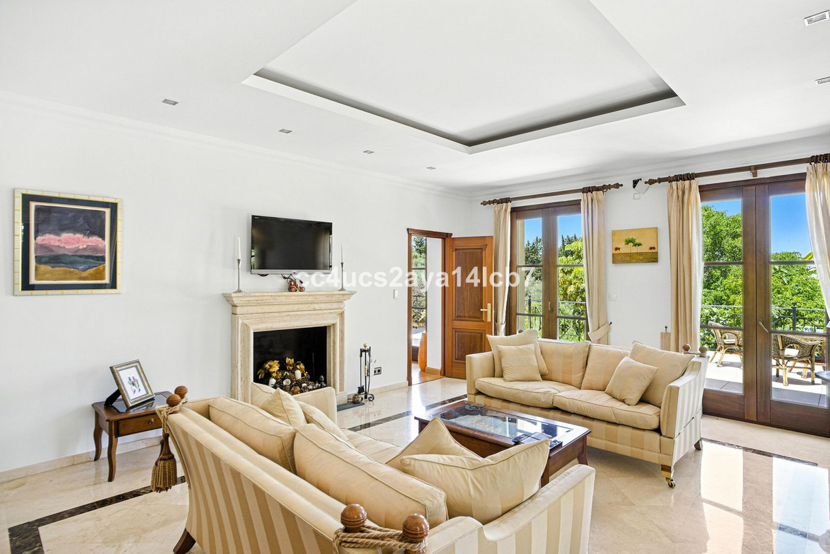 Se vende Villa - Chalet de 6 dormitorios en Costa Del Sol, Málaga, España