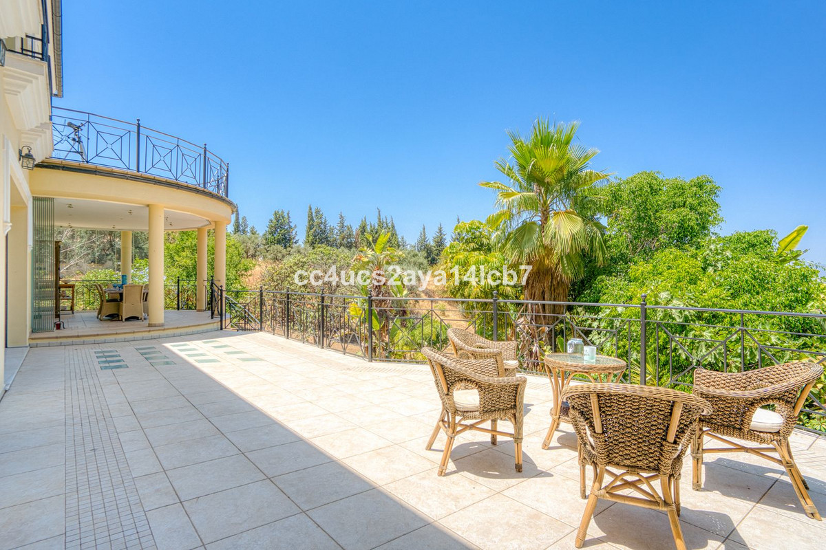 Se vende Villa - Chalet de 6 dormitorios en Costa Del Sol, Málaga, España