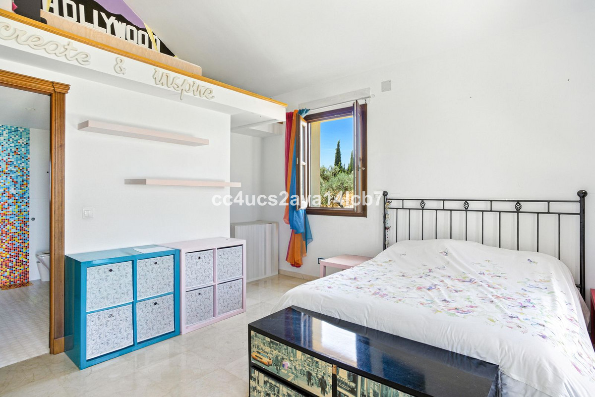 Se vende Villa - Chalet de 6 dormitorios en Costa Del Sol, Málaga, España
