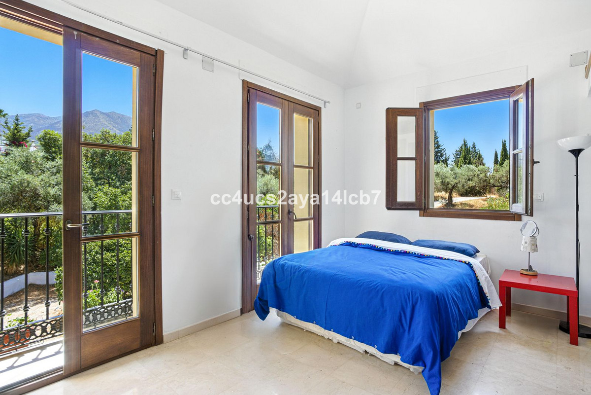 Se vende Villa - Chalet de 6 dormitorios en Costa Del Sol, Málaga, España
