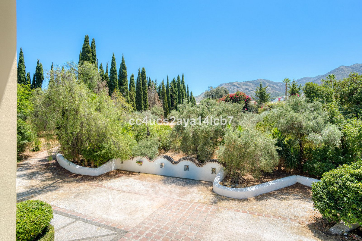 Se vende Villa - Chalet de 6 dormitorios en Costa Del Sol, Málaga, España