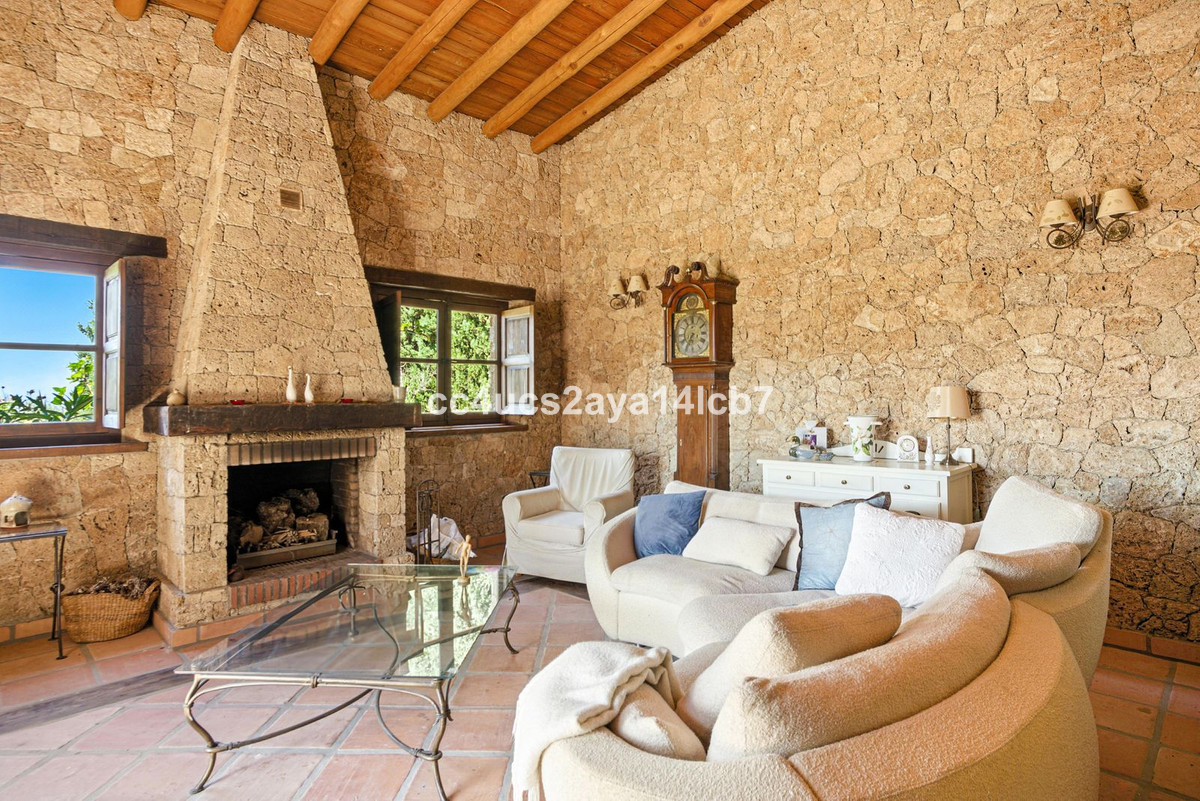 Se vende Villa - Chalet de 6 dormitorios en Costa Del Sol, Málaga, España